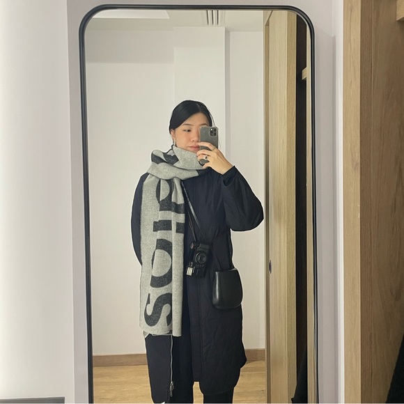 Meet your Posher, Tammy - Picture 1 of 1